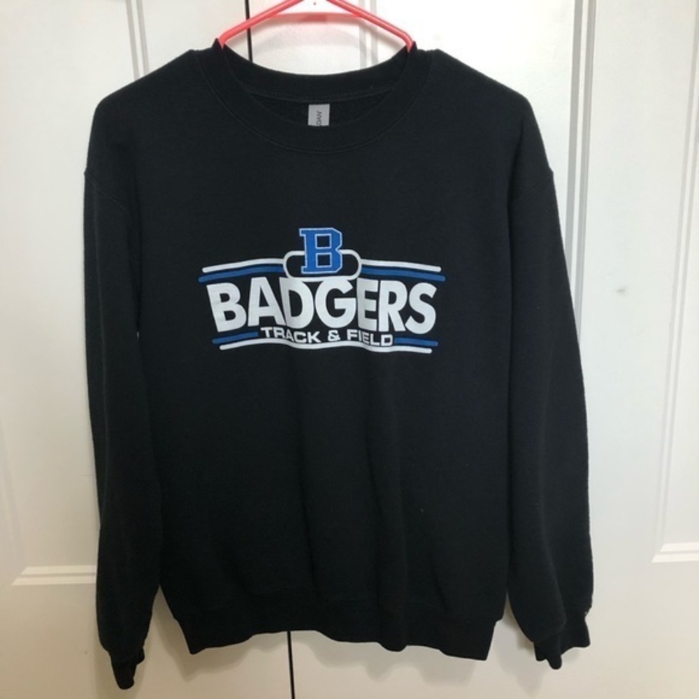 Black Bennington Badgers Track & Field crewneck sweatshirt unisex size small